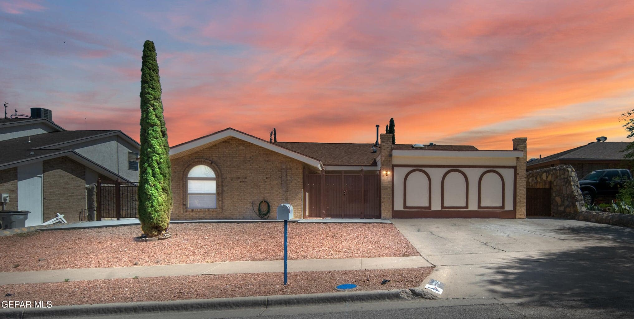 11729 FRED PERRY Drive