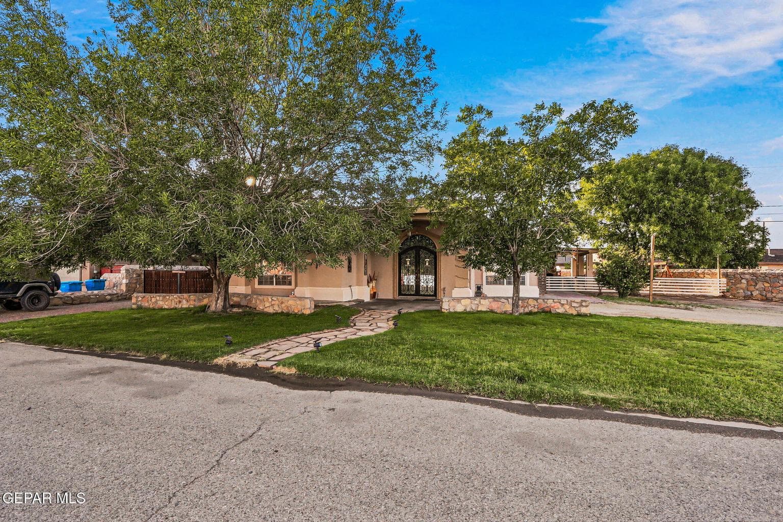 411 BURKETT Drive