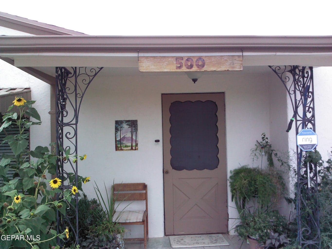 500 TAMARISK Street
