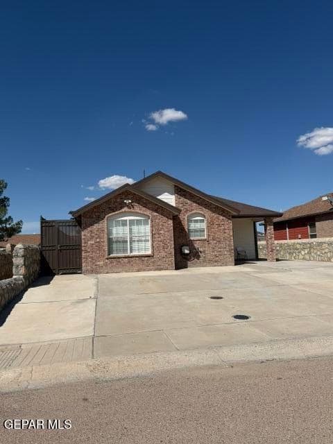 Photo of 10421 Valle Del Mar Drive