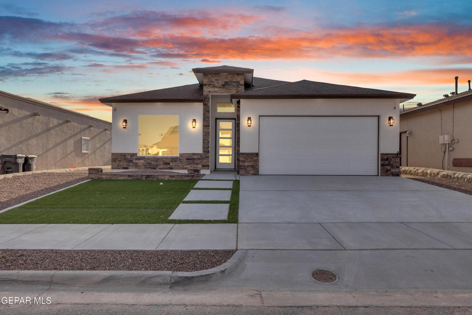 Photo of 753 DESERT SILVER Drive