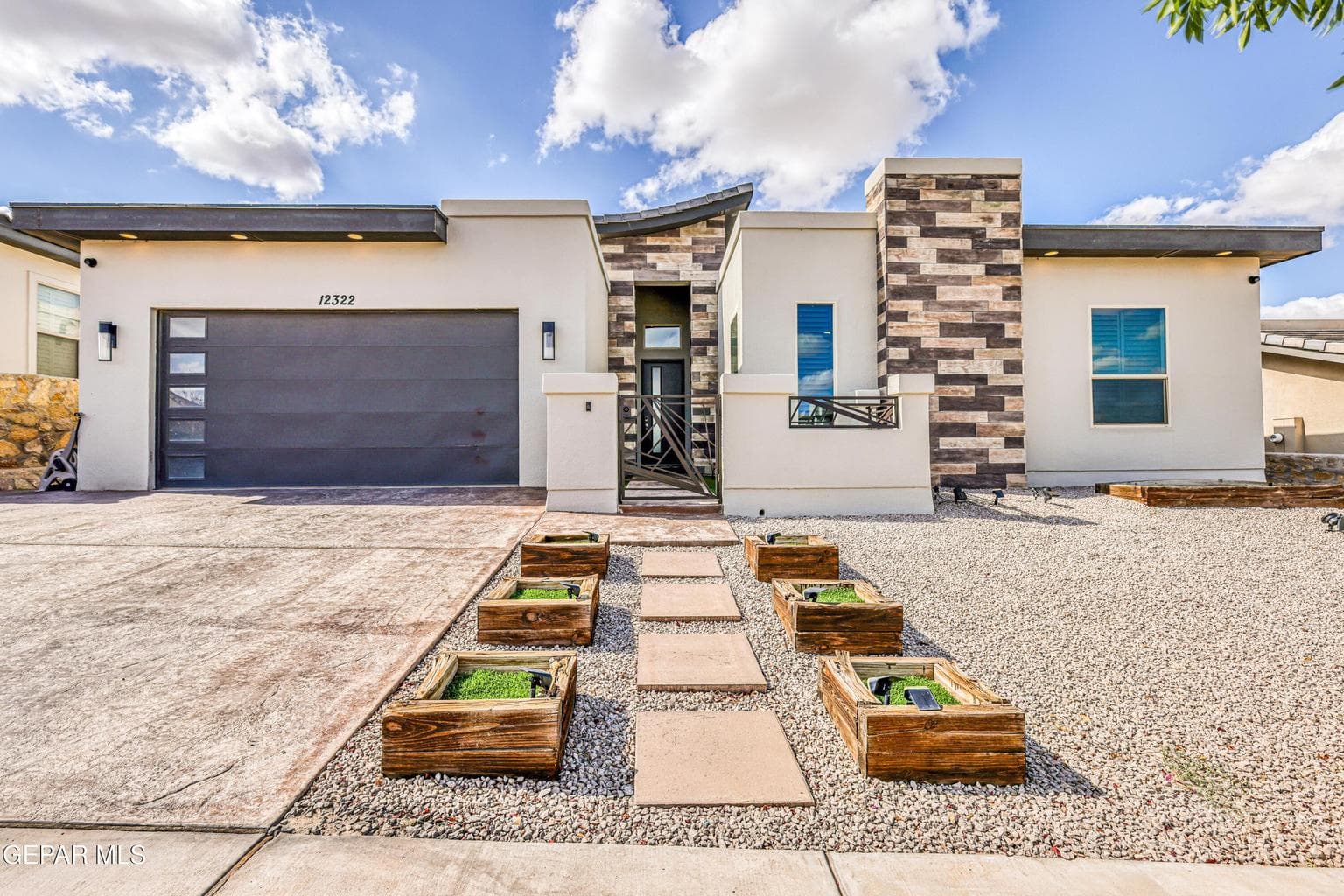Photo of 12322 WILLS CRESCENT Court