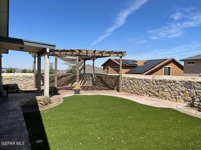 Photo of 7505 EAGLE VISTA Drive