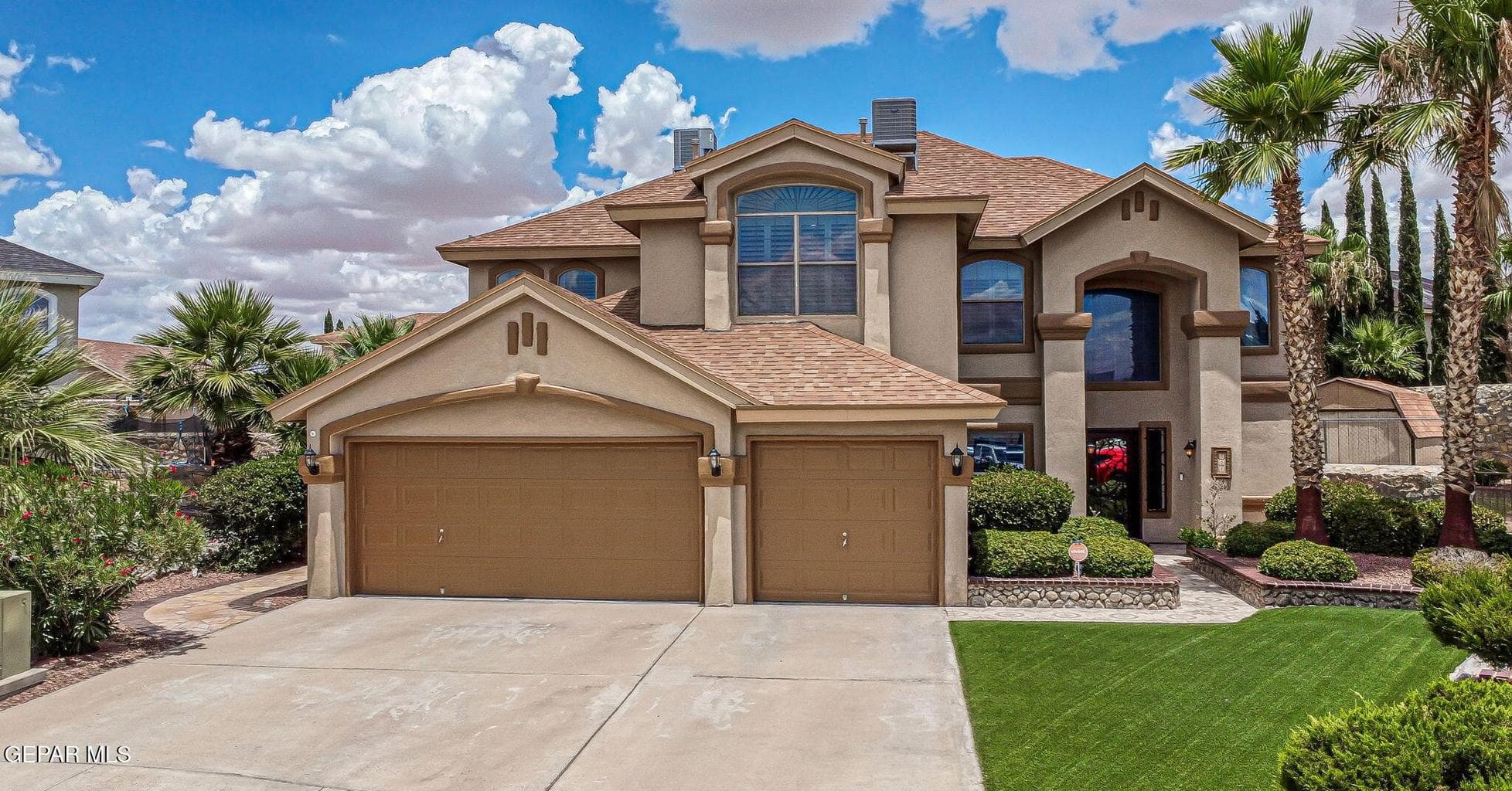 524 BREWSTER Place