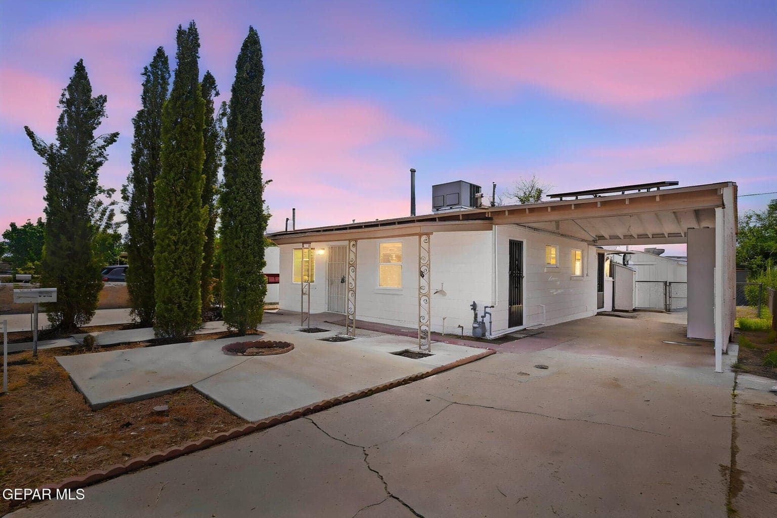 Photo of 6432 SHIRLEY Avenue