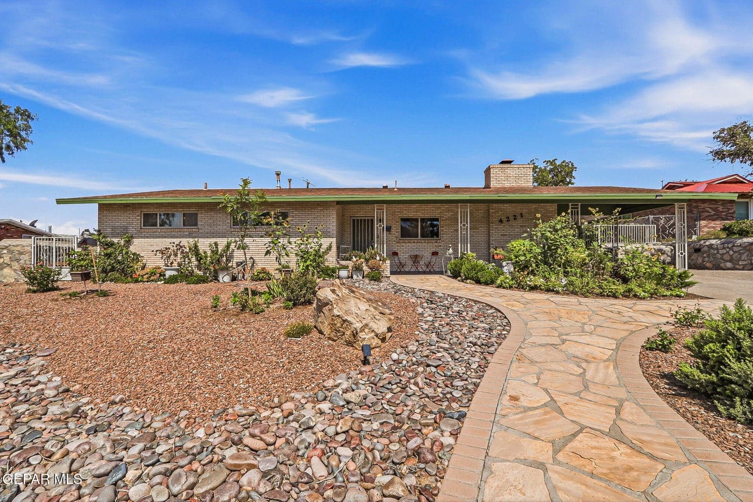 Photo of 4221 HAMPSHIRE Lane