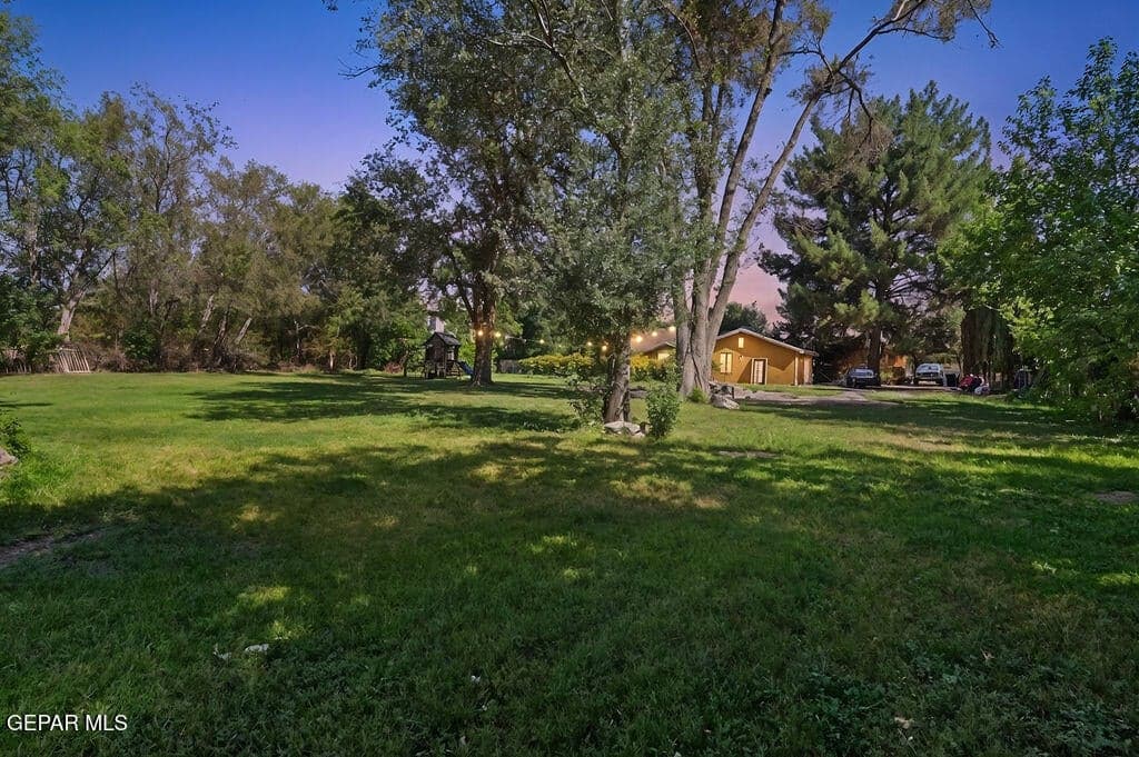 Photo of 810 FAIRWAY Circle