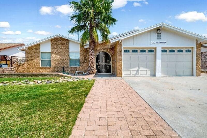 Photo of 1712 Paul Moran Place