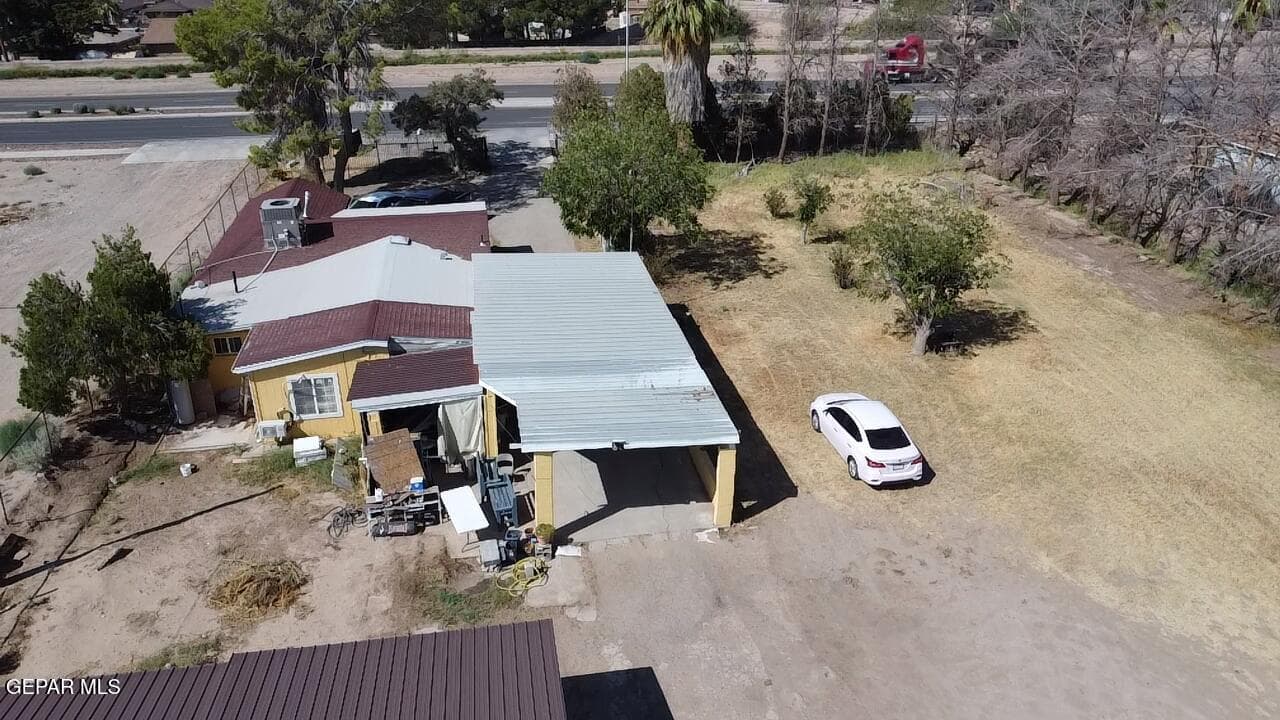 Photo of 9743 ALAMEDA Avenue