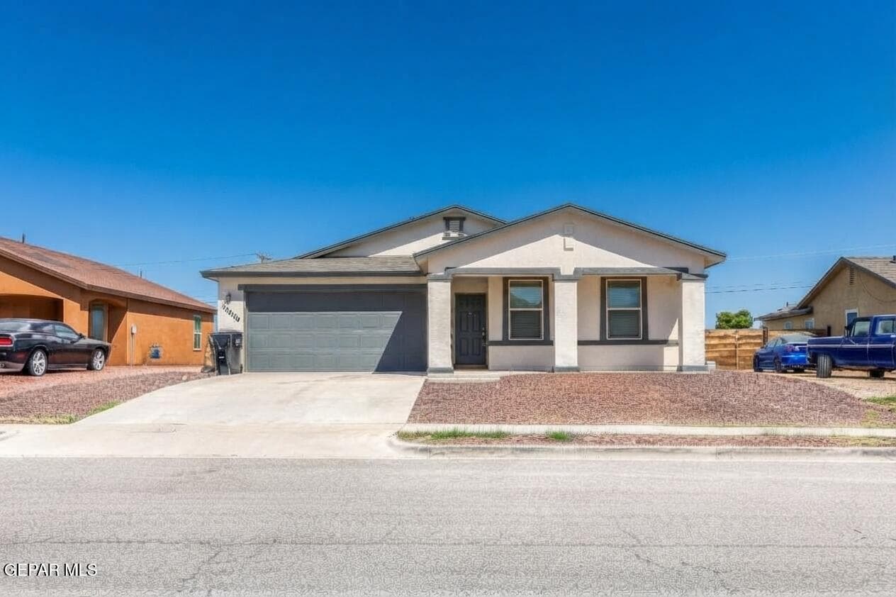 Photo of 14600 Escalera Drive