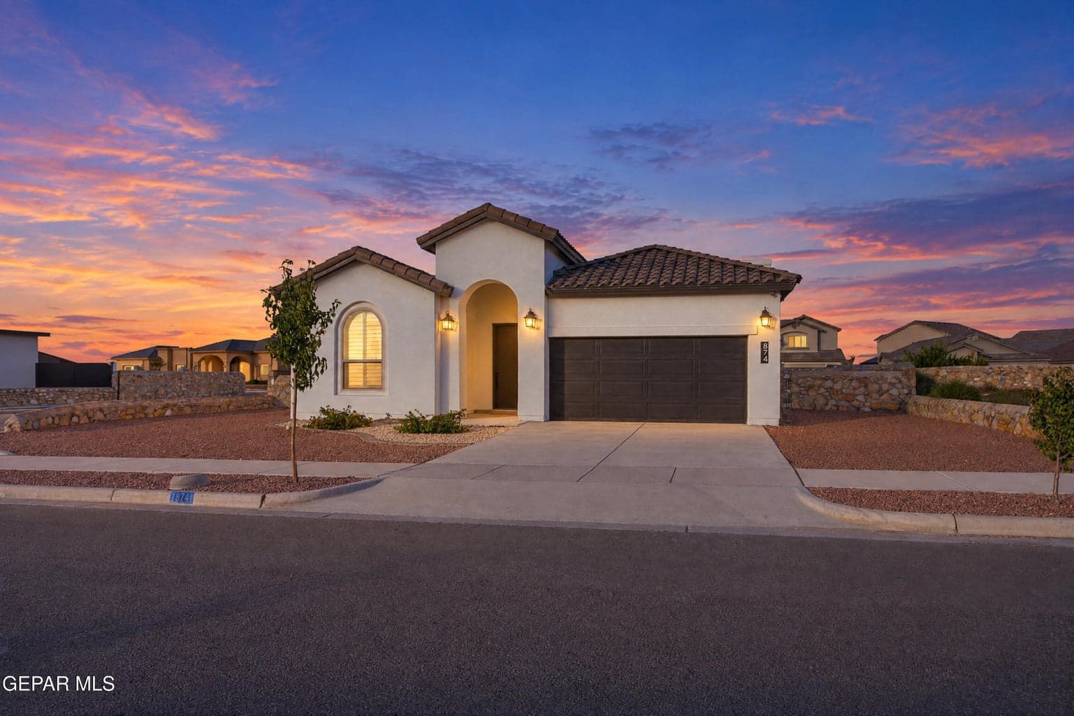 Photo of 874 HARPENDEM Drive