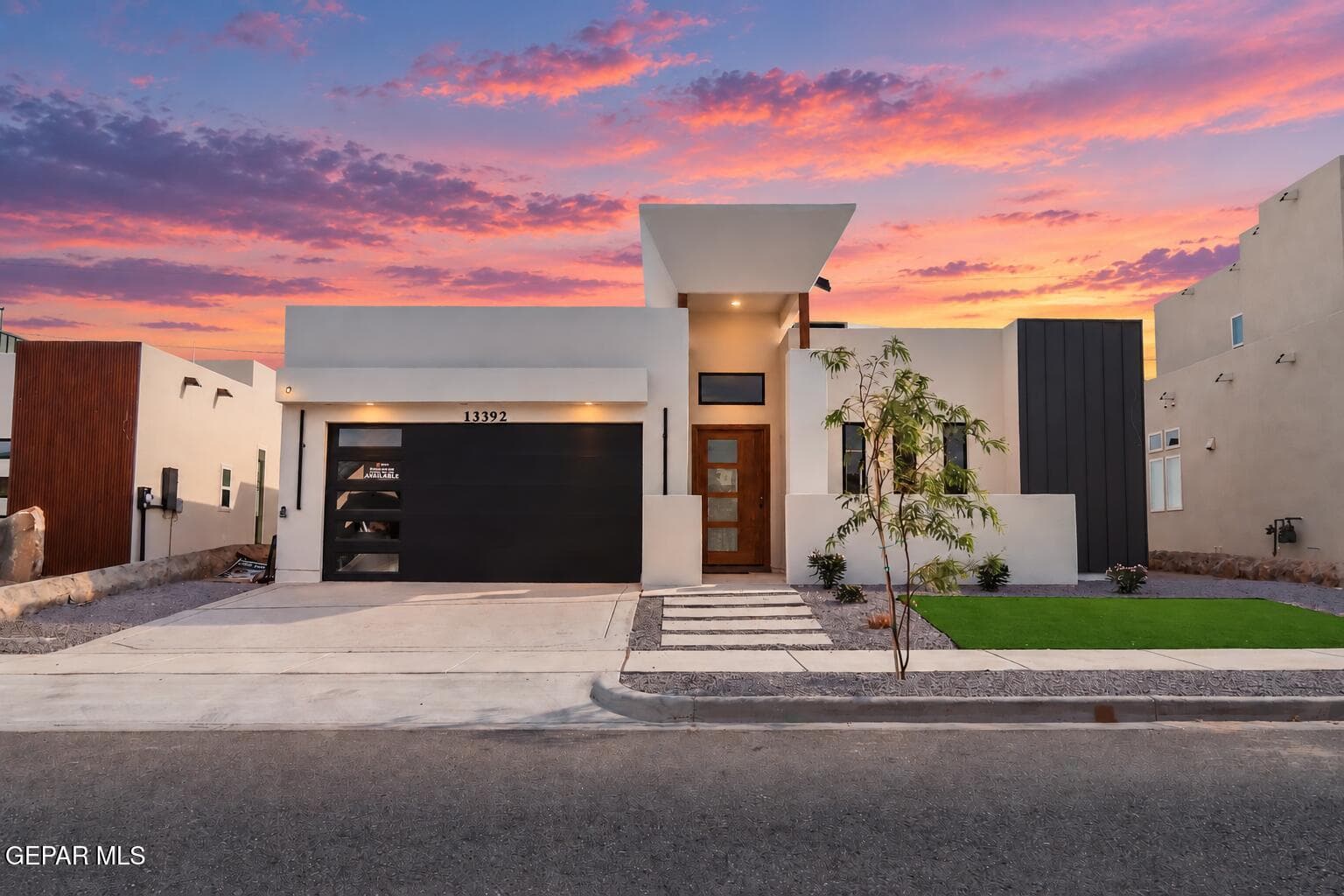13392 EMERALD GLASS Drive
