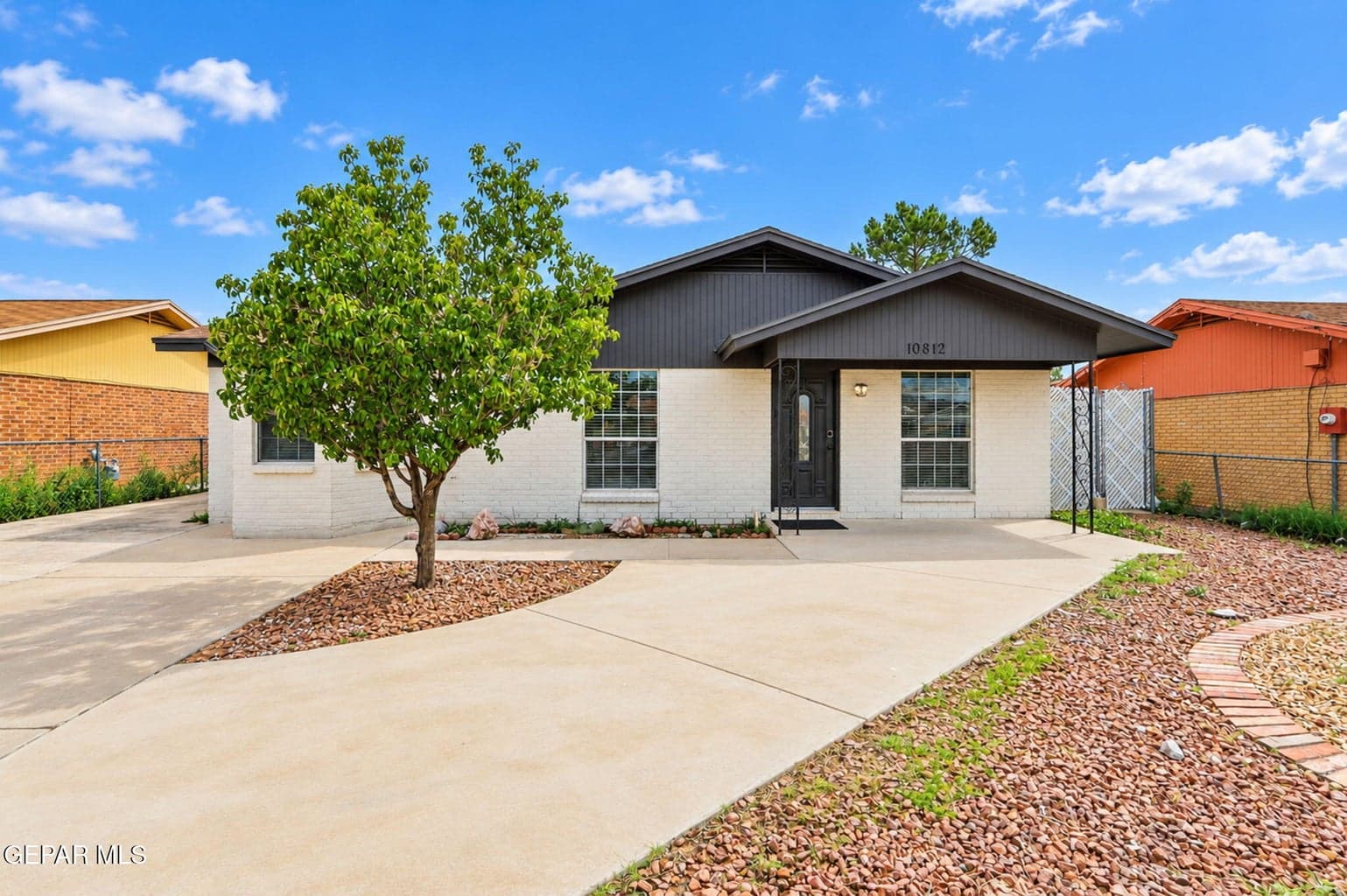 Photo of 10812 AQUAMARINE Street
