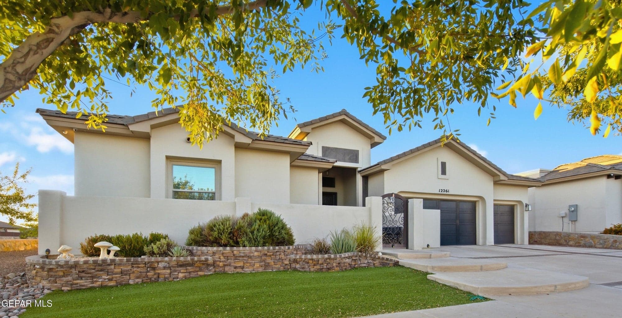 Photo of 12261 CLIFTON HILL Road