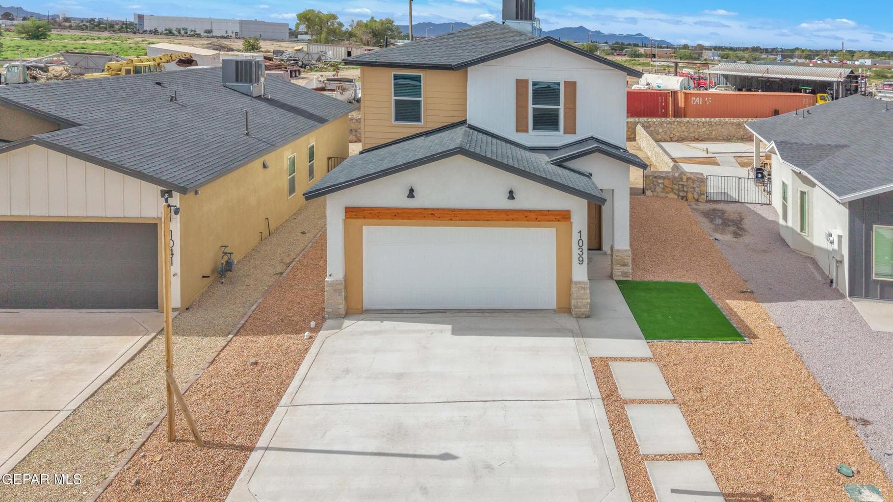 Photo of 1039 Sidonia Place