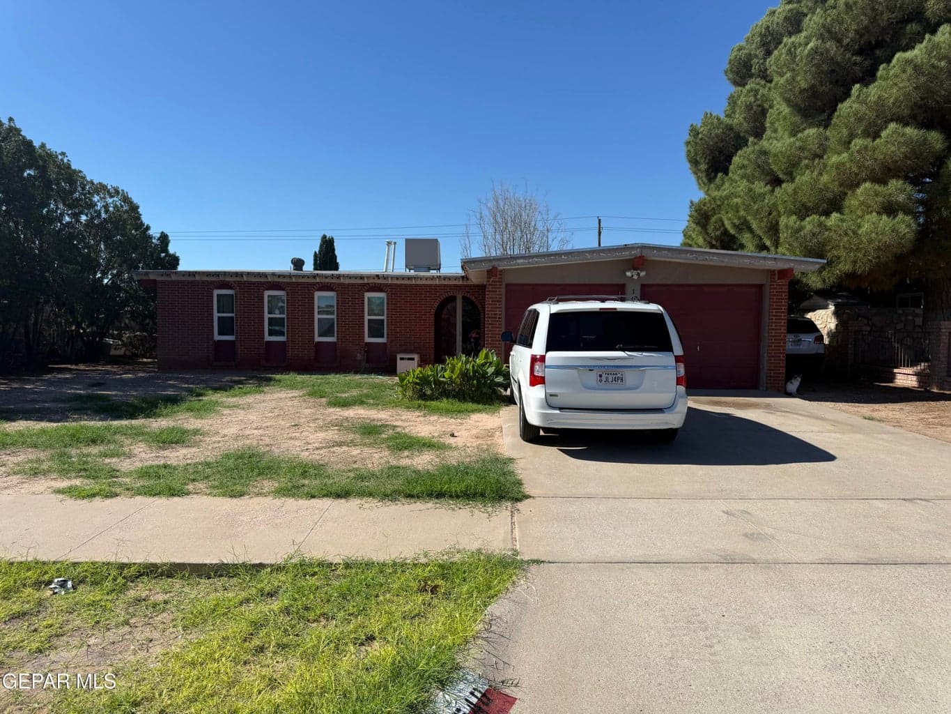Photo of 10540 DARIN Road