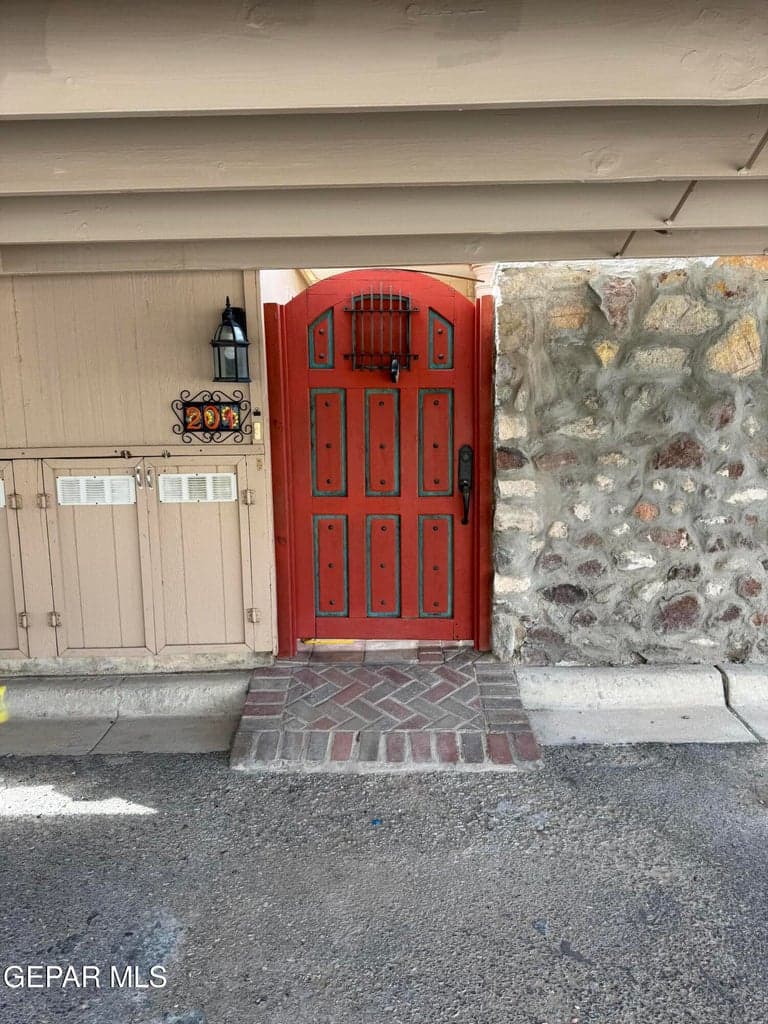 Photo of 201 MONTEBELLO Drive