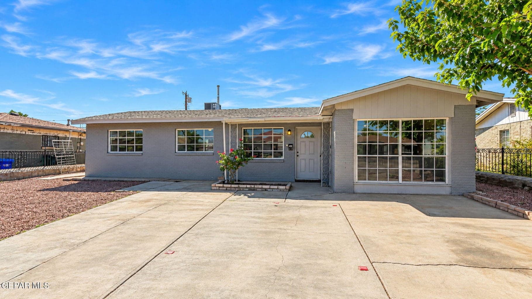 Photo of 4944 CAMDEN Circle