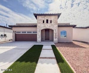 Photo of 15040 LAURA Lane