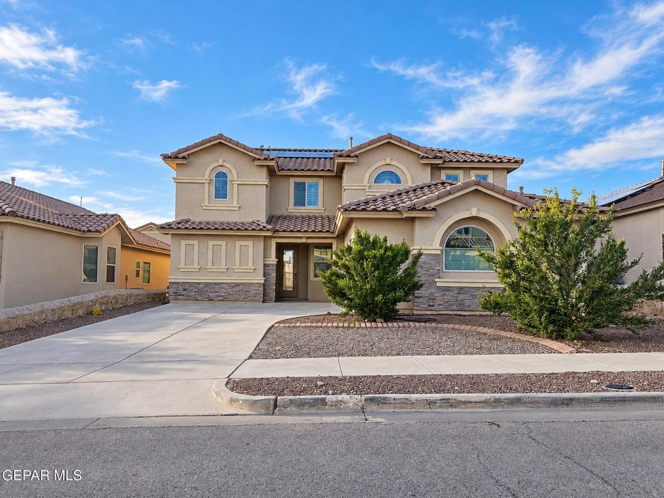 Photo of 437 WHITE CLOUD Road