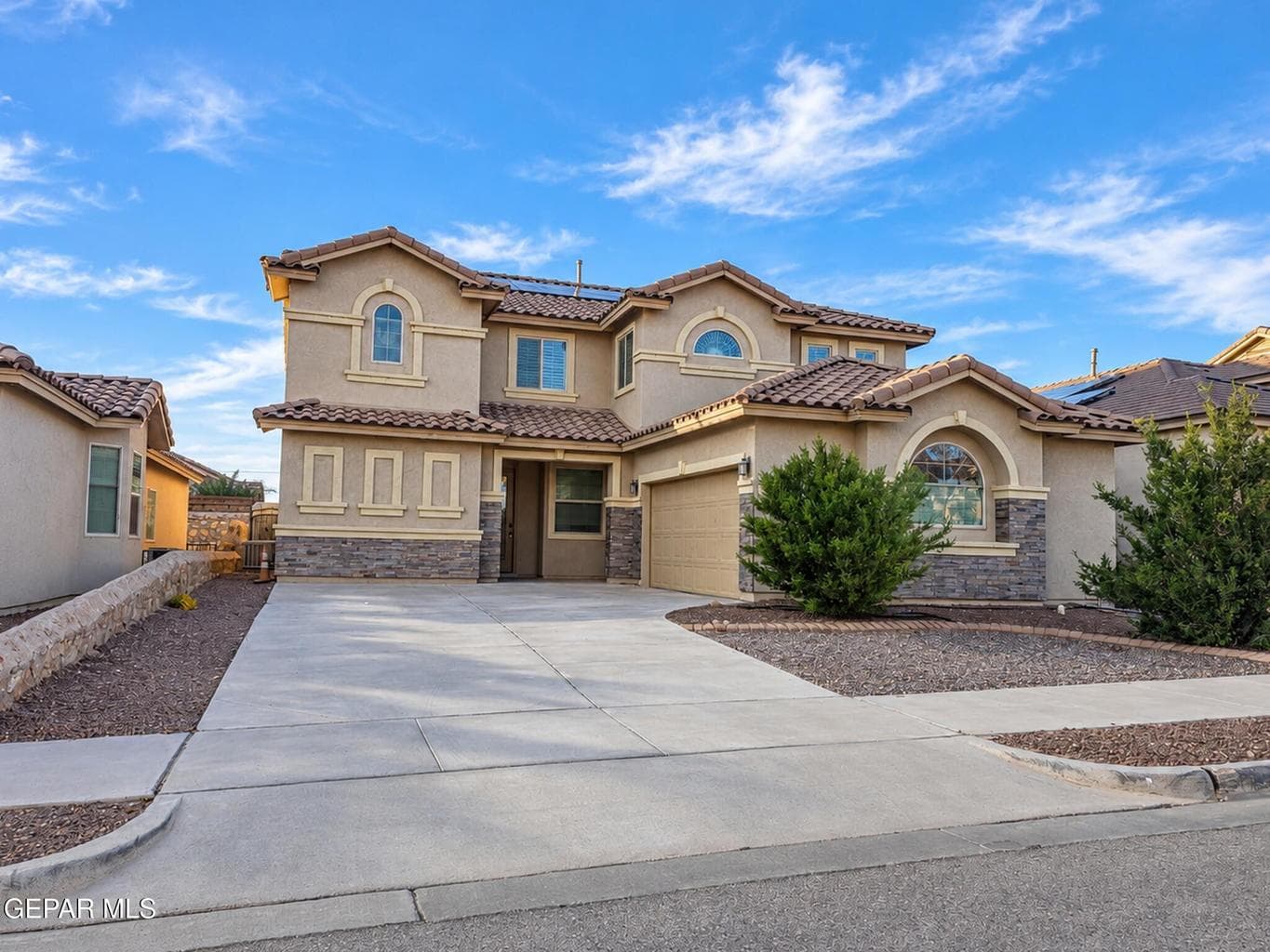 Photo of 437 WHITE CLOUD Road